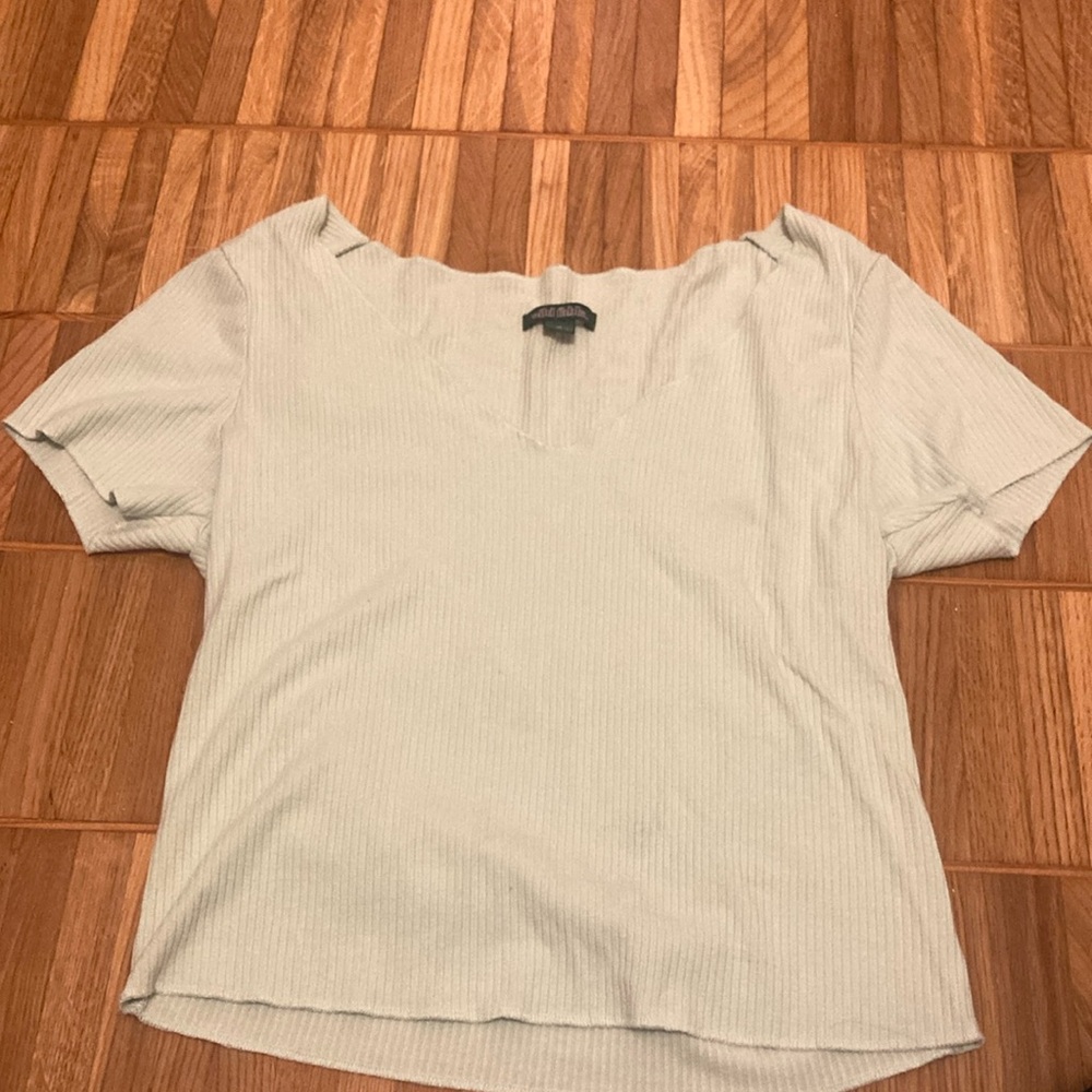 Green crop top